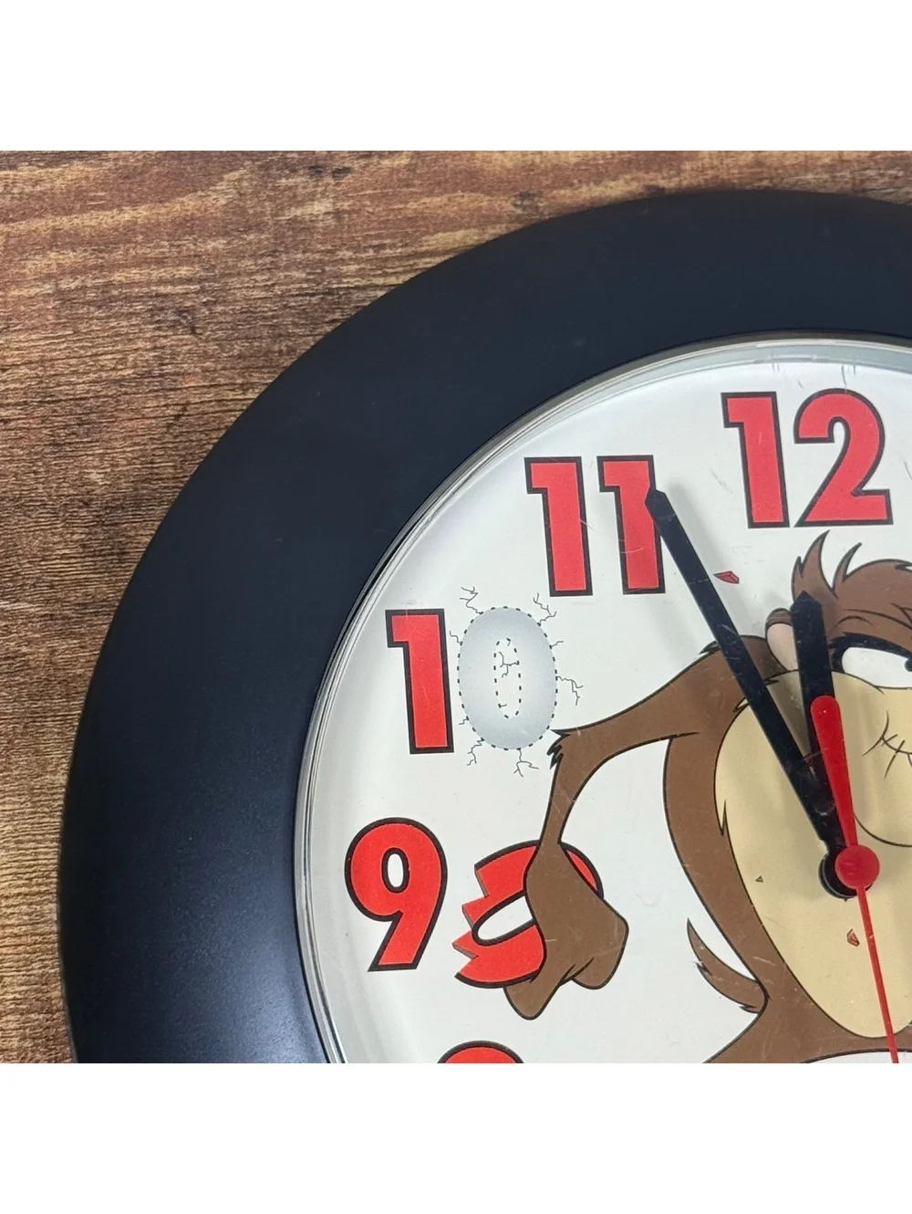 Vintage 1997 Looney Tunes Taz Wall Clock Westclox Warner Bros 11.5” USA